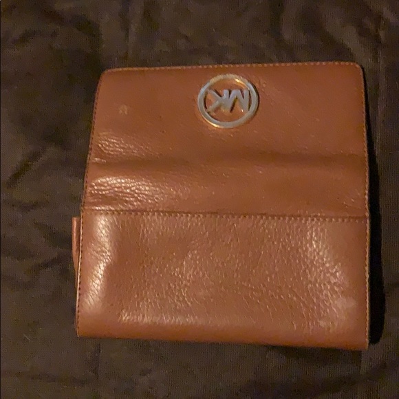 Michael Kors wallet - Picture 4 of 7